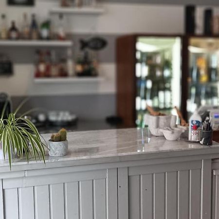 La Casina Di Ale Apartamento Marina Di Carrara Exterior foto