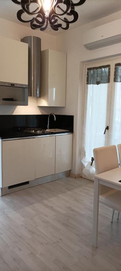 La Casina Di Ale Apartamento Marina Di Carrara Exterior foto