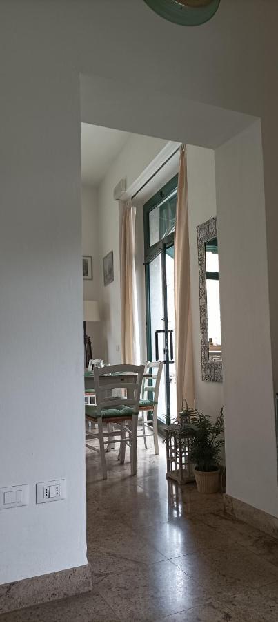 La Casina Di Ale Apartamento Marina Di Carrara Exterior foto
